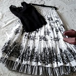 Phool BLACK AND WHITE MAXI COTTON CRINKLE …